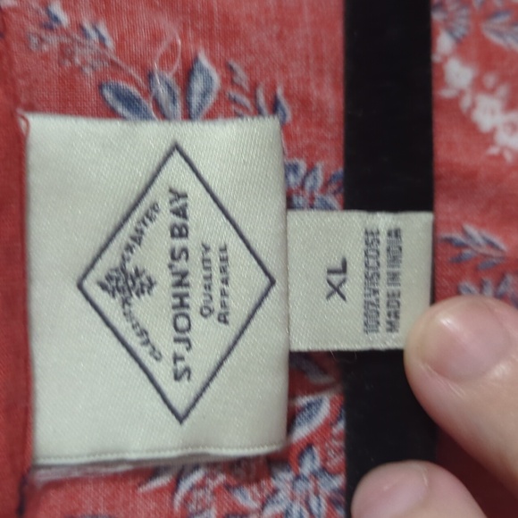 St johns bay open shoulder red top - Picture 3 of 3